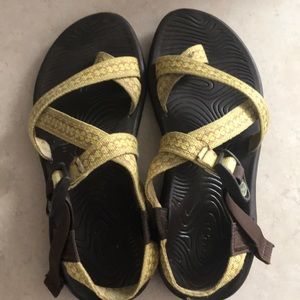 Yellow Chacos Size 9 ☀️